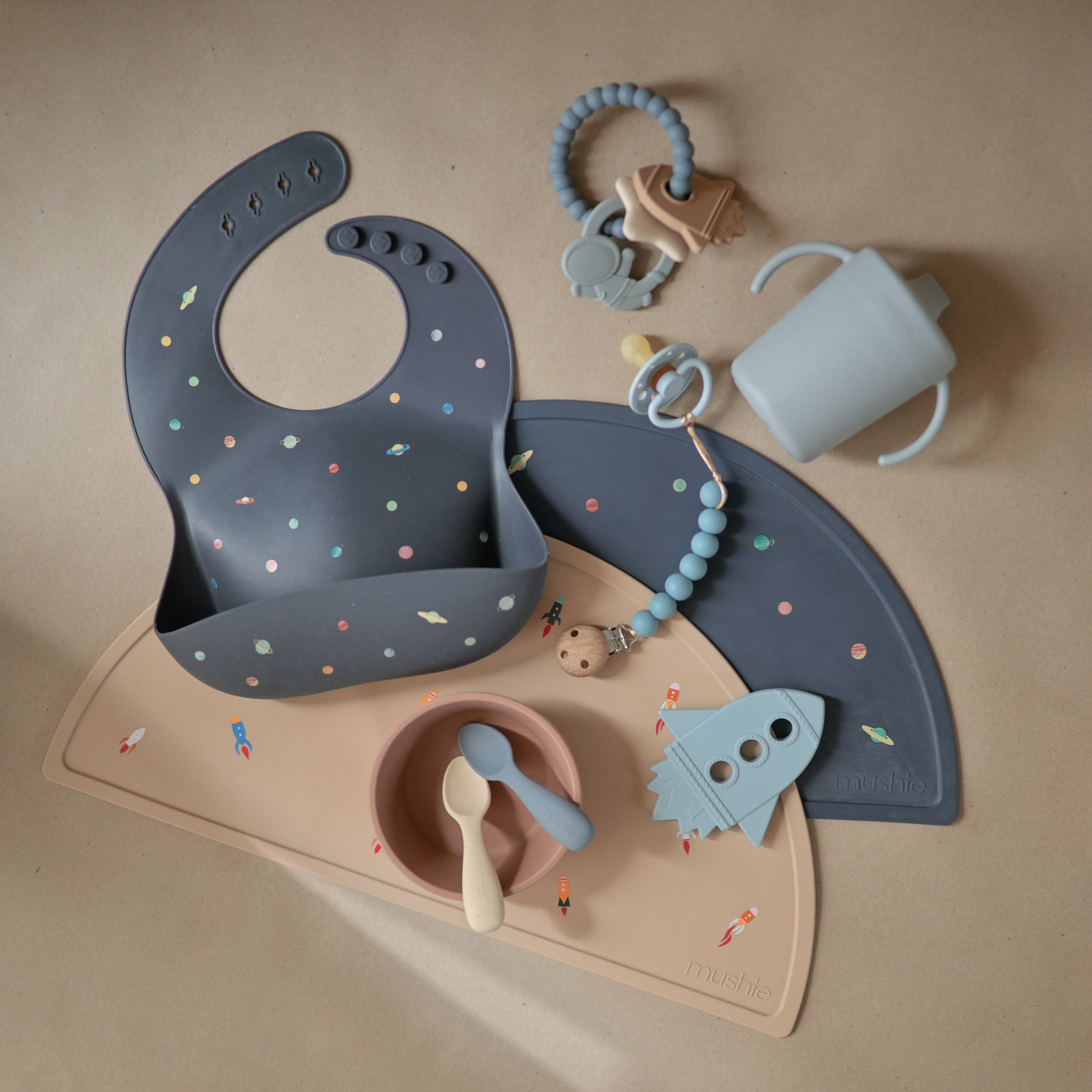 Image of FRIGG Moon Natural Rubber Pacifier 2-Pack